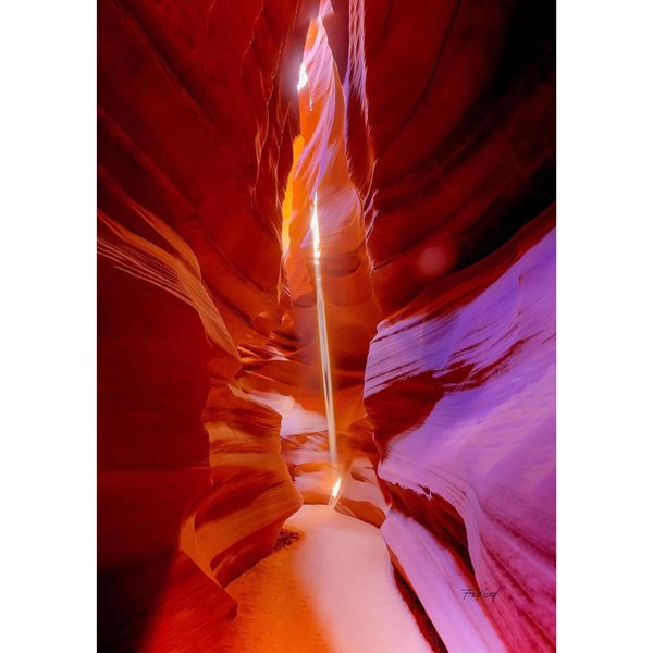 Picture of Antelope Canyon Light Beam 24x16-In Store