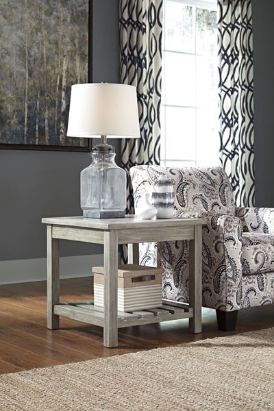Picture of Veldar Square End Table * D