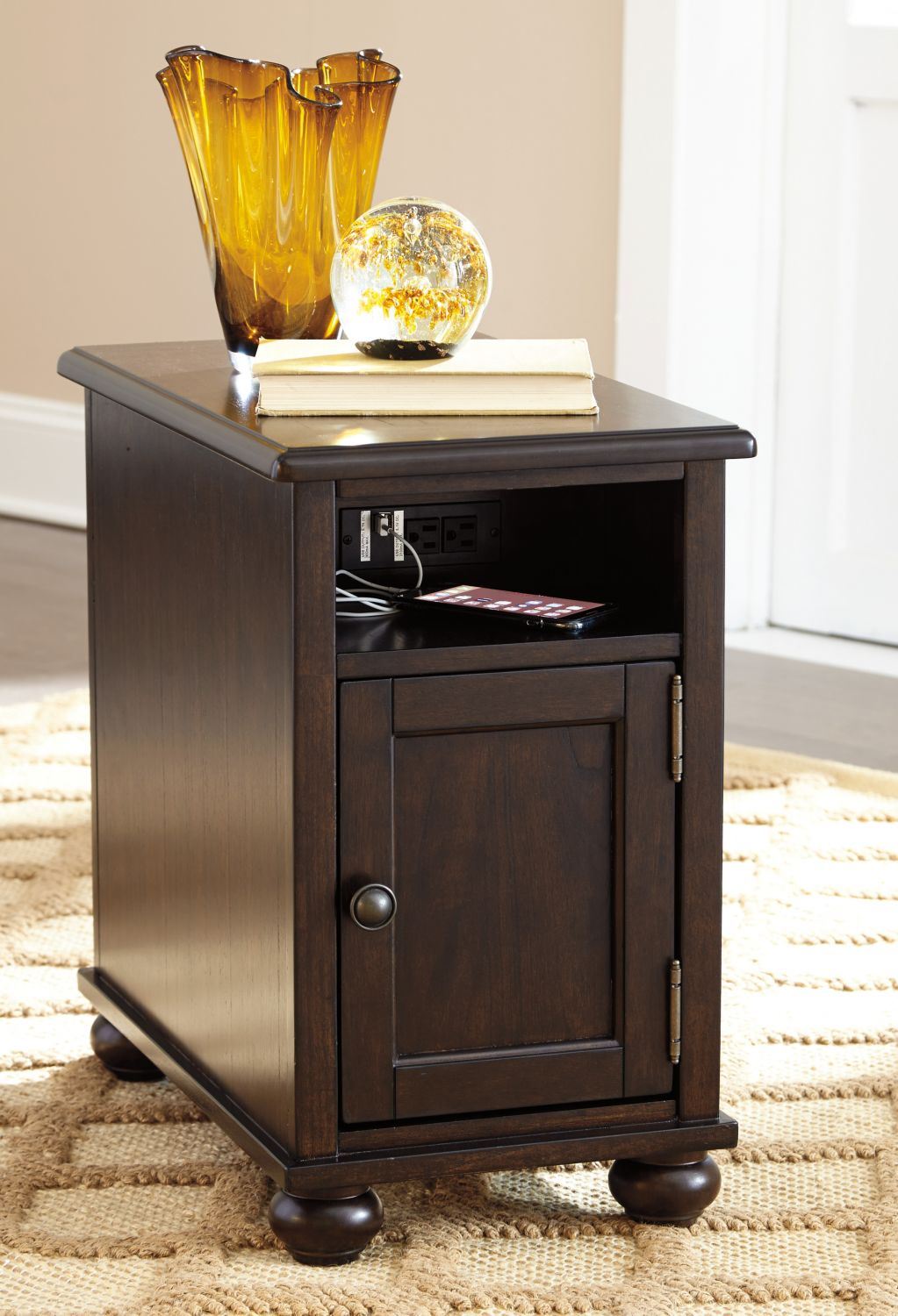 Barilanni Chair Side End Table D T934 7 Ashley Furniture Afw Com