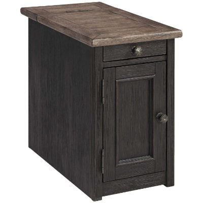 0095677_tyler-creek-chairside-end-table.jpeg
