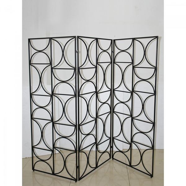 Picture of 3 Panel Metal Room Divider