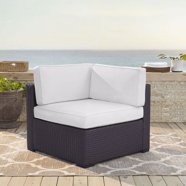 Picture of BISCAYNE CORNER CHAIR W/WHITE CUSHIONS