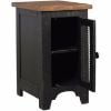 0106561_valebeck-chairside-table.jpeg