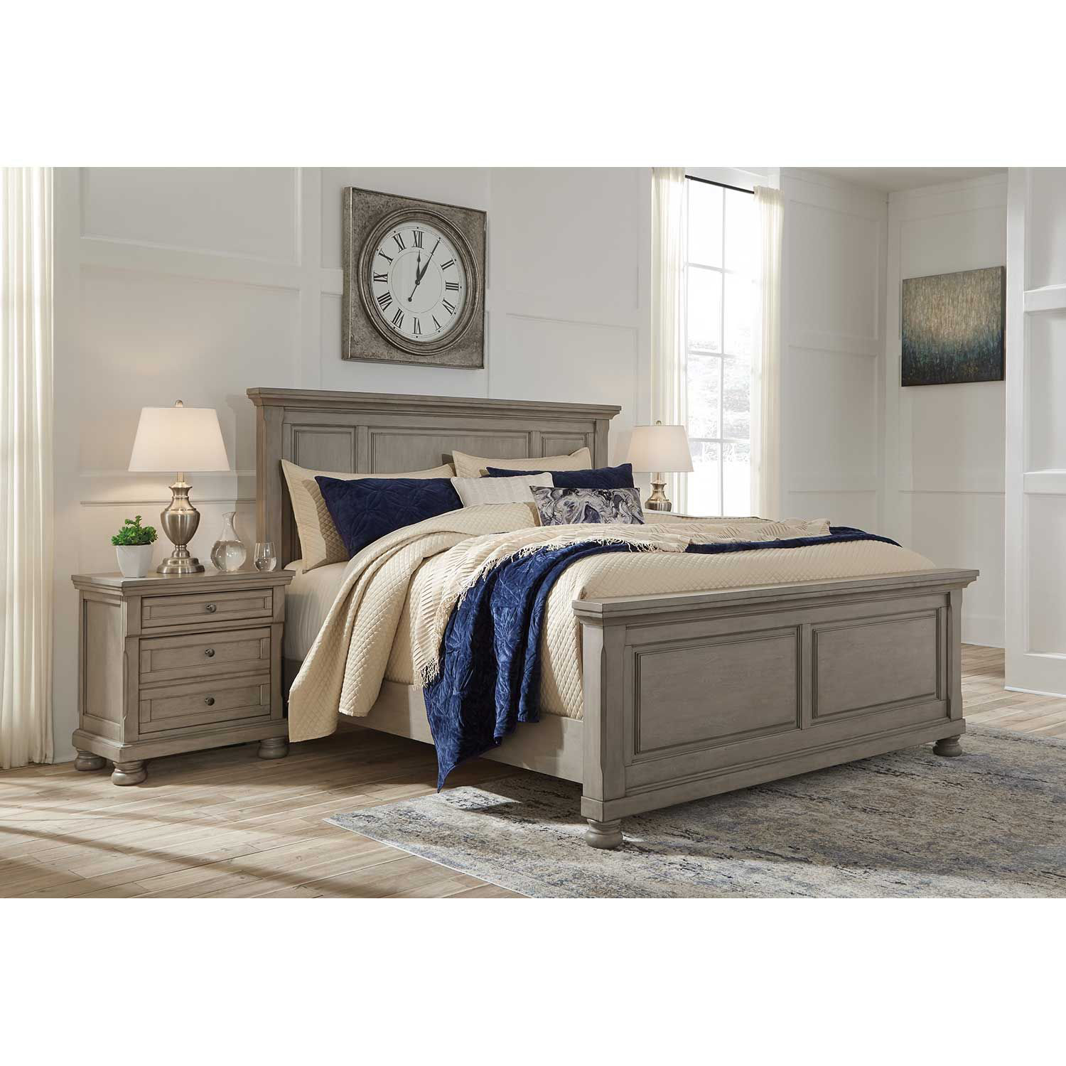 Lettner King Panel Bed | B733-KPNLBED | AFW.com