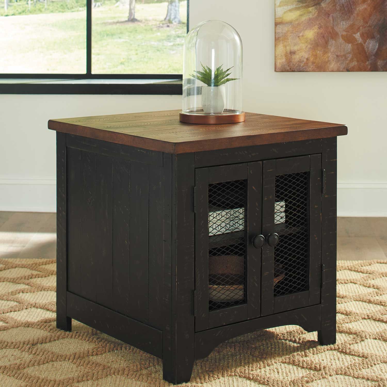 Valebeck End Table T4683