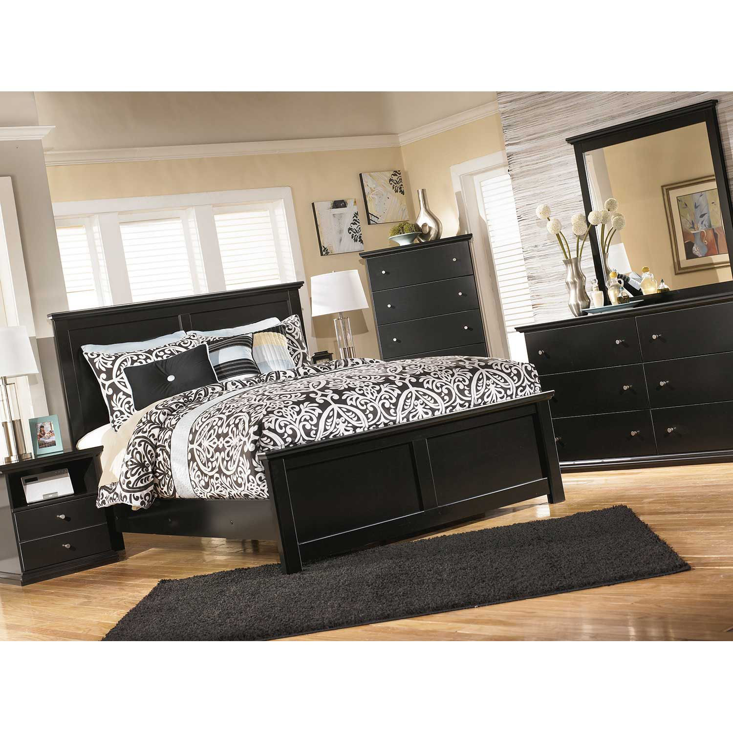 Maribel Queen Bed B138-QBED | Ashley Furniture B138-QBED | AFW.com