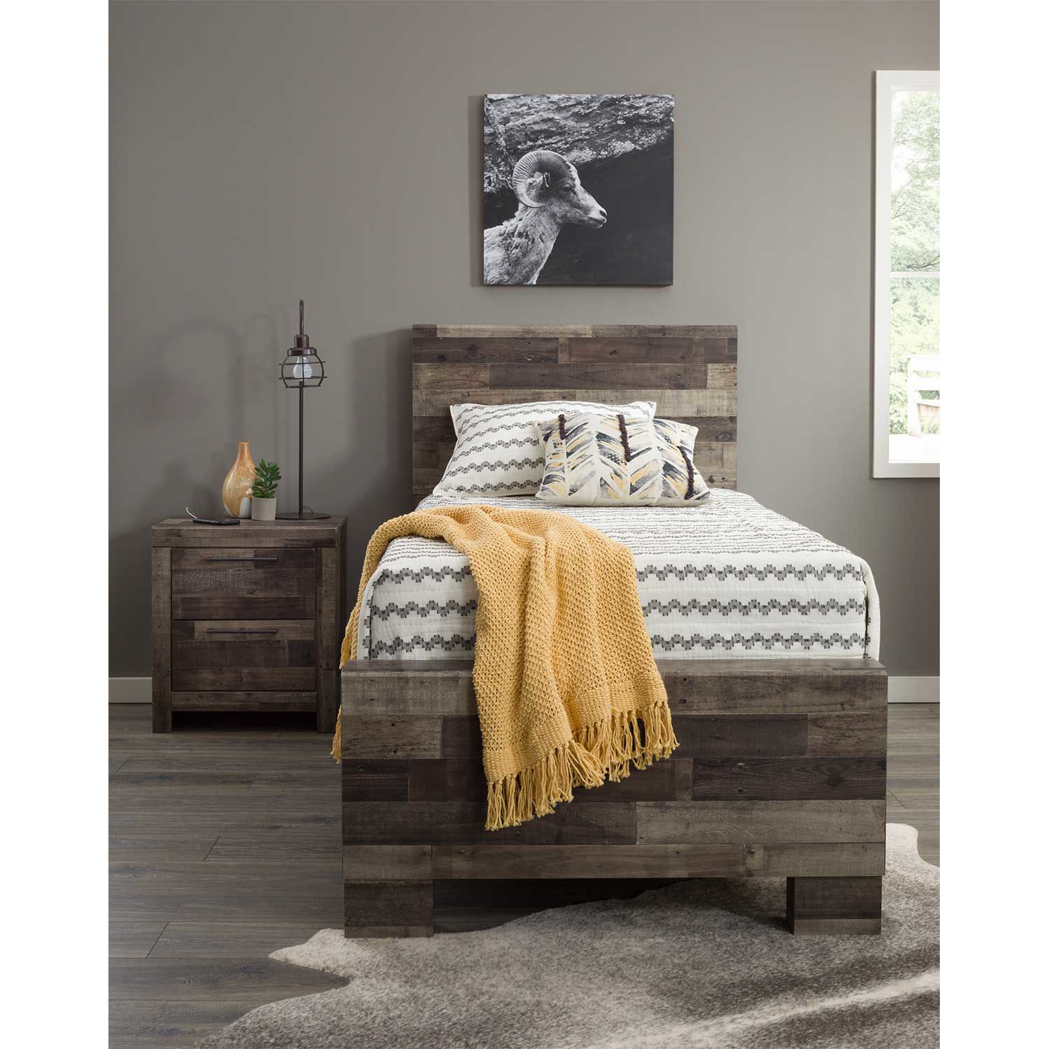 Derekson Multi Grey King Panel Bed | B200-KPBED | AFW.com