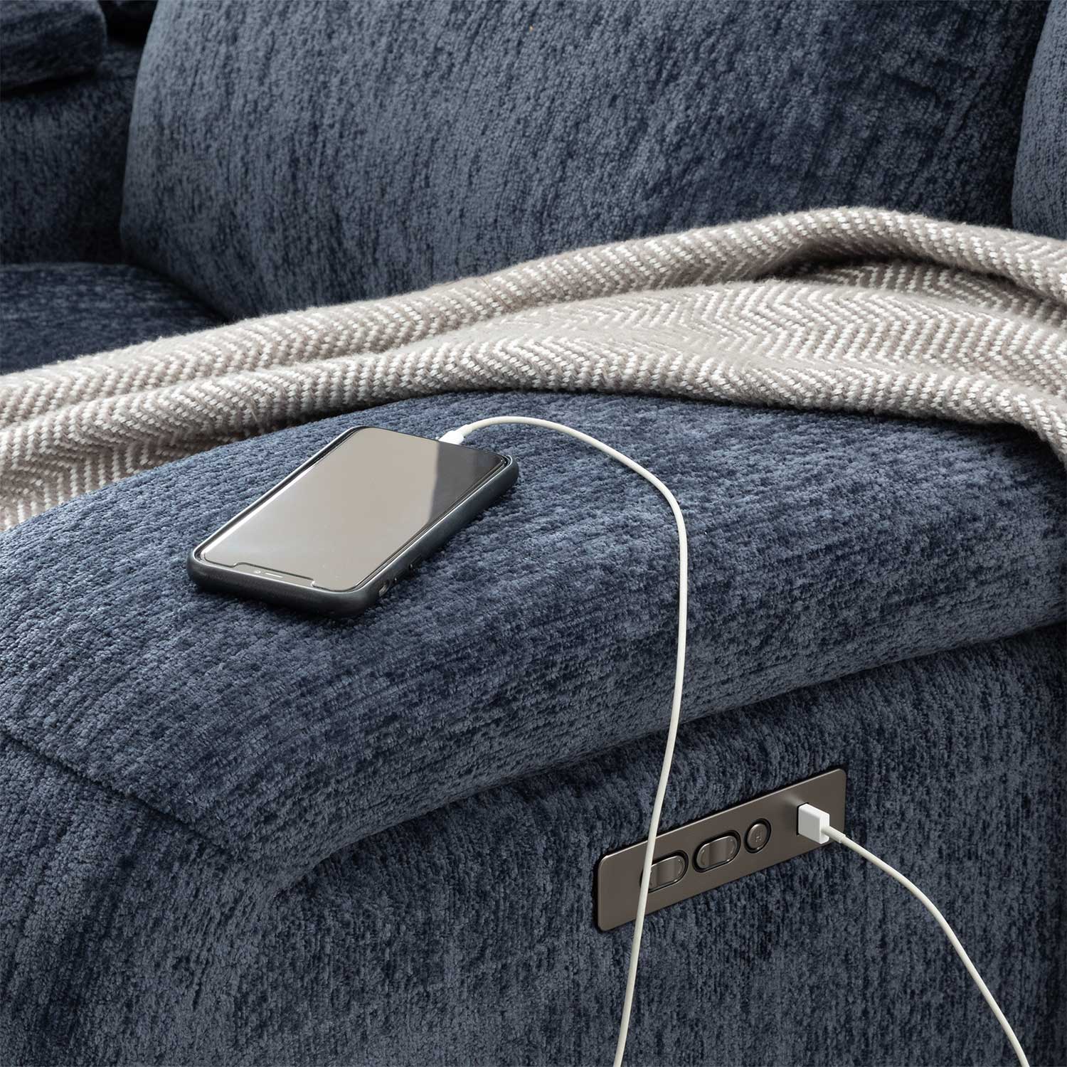 Kai Dual Power Motion Console Loveseat | 1C-70150PRL | AFW.com