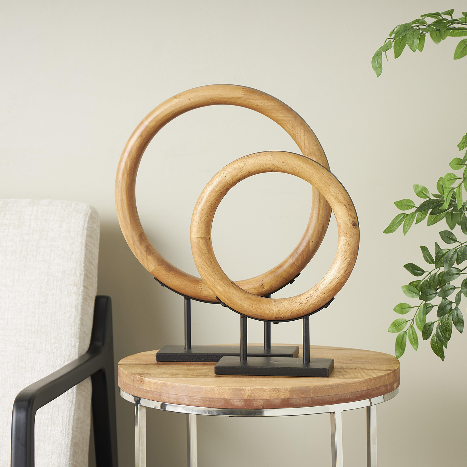 Set Of 2 Circle Ring Sculpture On Metal Stand