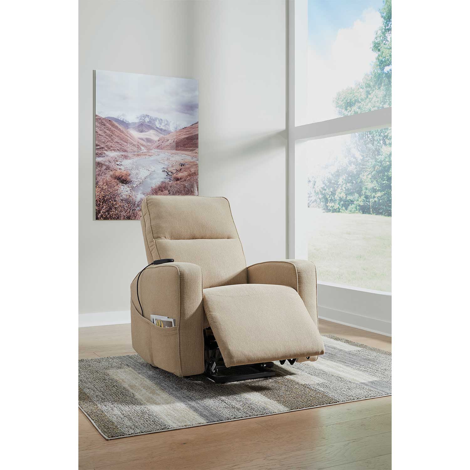 Starganza Taupe Power Lift with Heat and Massage - Ashley