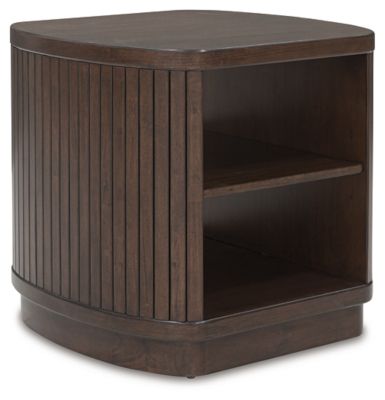 T679-2-ANGLE-SW-P1-KO.jpg
